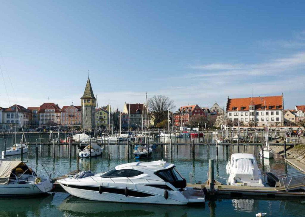 Bavaria 41 Holiday for sale in Italy