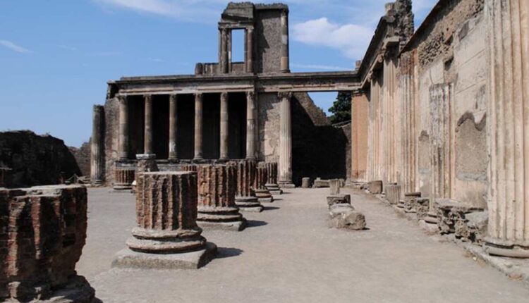 Checking out Pompeii Best Tours coming from Naples