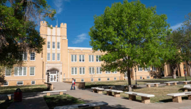 Forrest Hills School